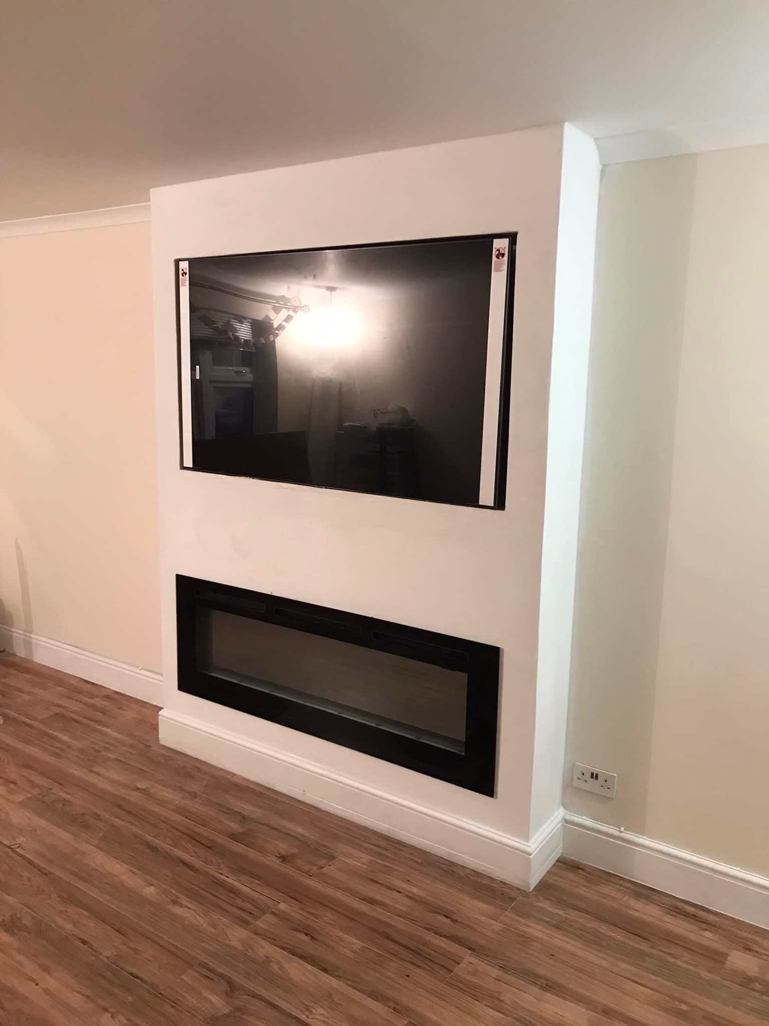 TV and fire fitted mount